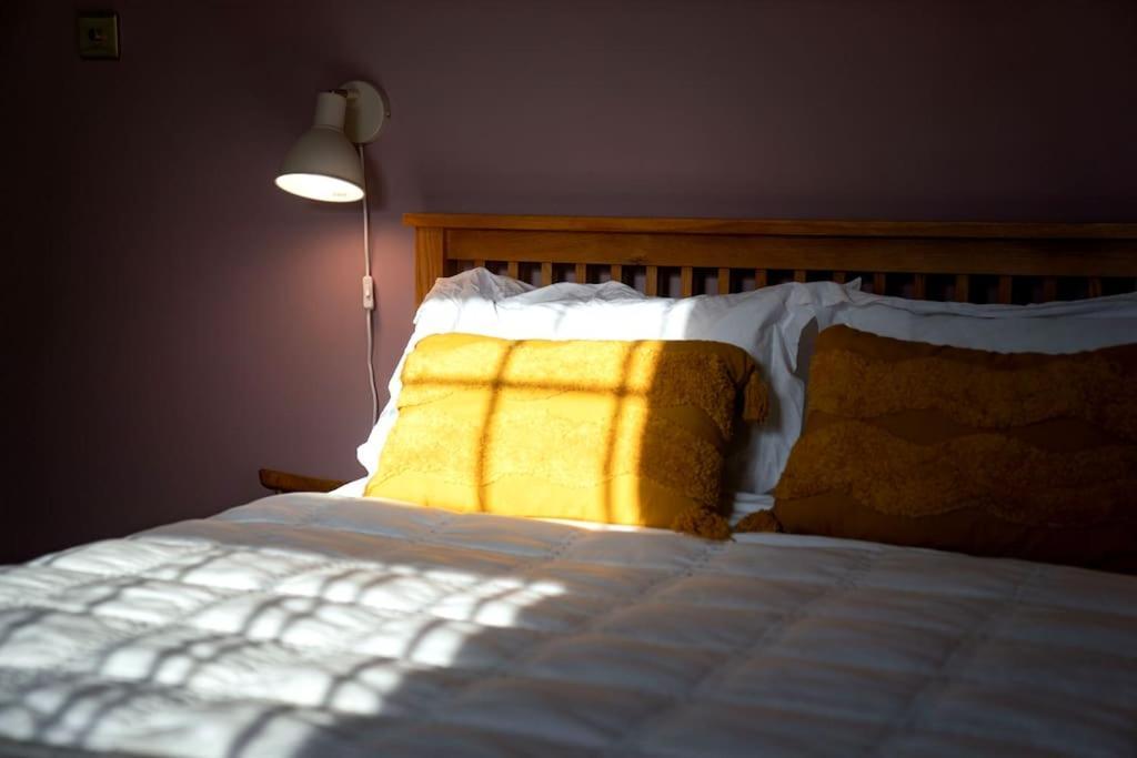 Northdene Cottage - Cosy Old Fisherman'S Cottage Two Mins From Sea - Free Parking - Wood Burning Stove - Roll Top Bath - Dog Friendly Deal Ngoại thất bức ảnh