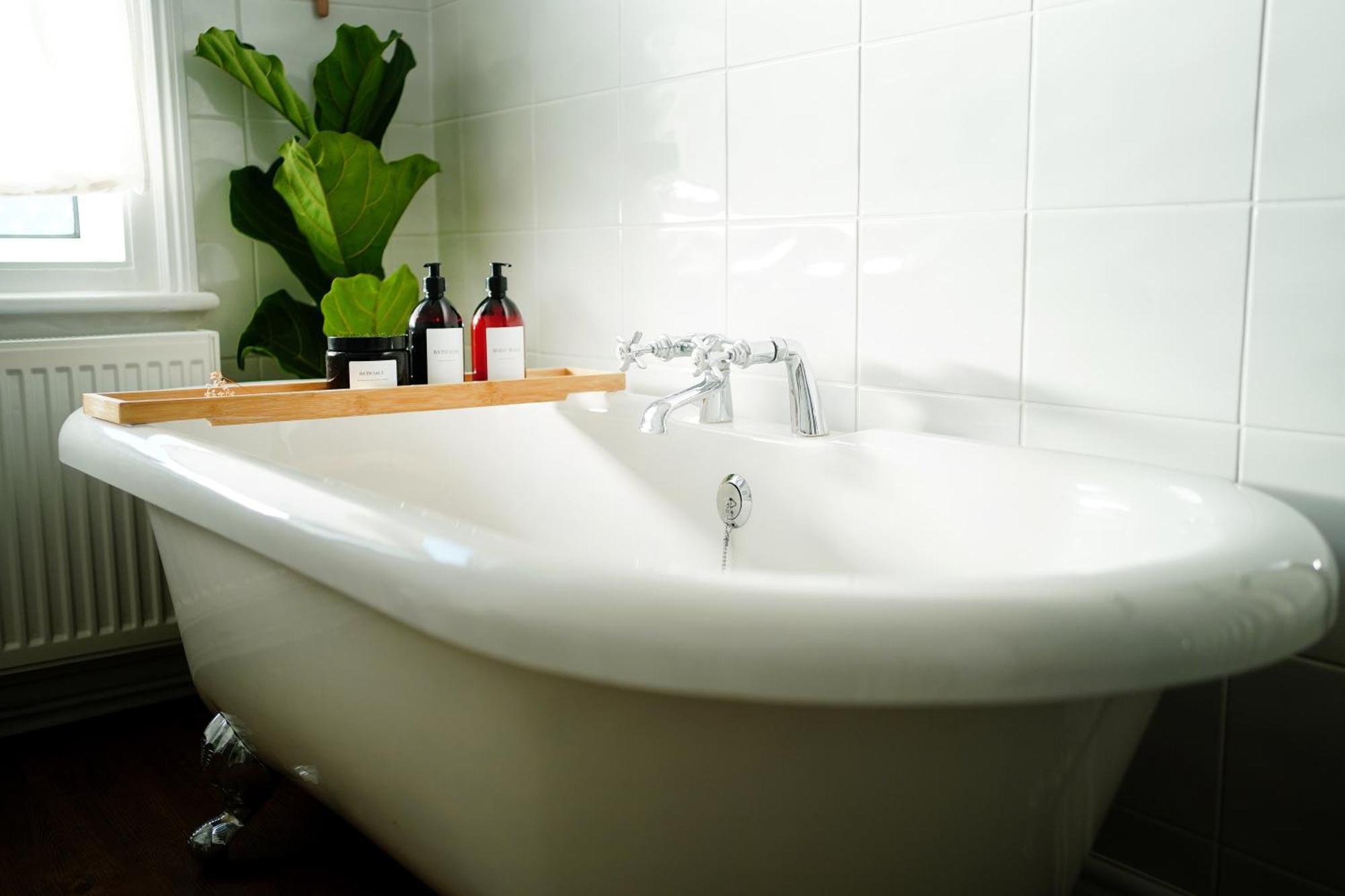Northdene Cottage - Cosy Old Fisherman'S Cottage Two Mins From Sea - Free Parking - Wood Burning Stove - Roll Top Bath - Dog Friendly Deal Ngoại thất bức ảnh